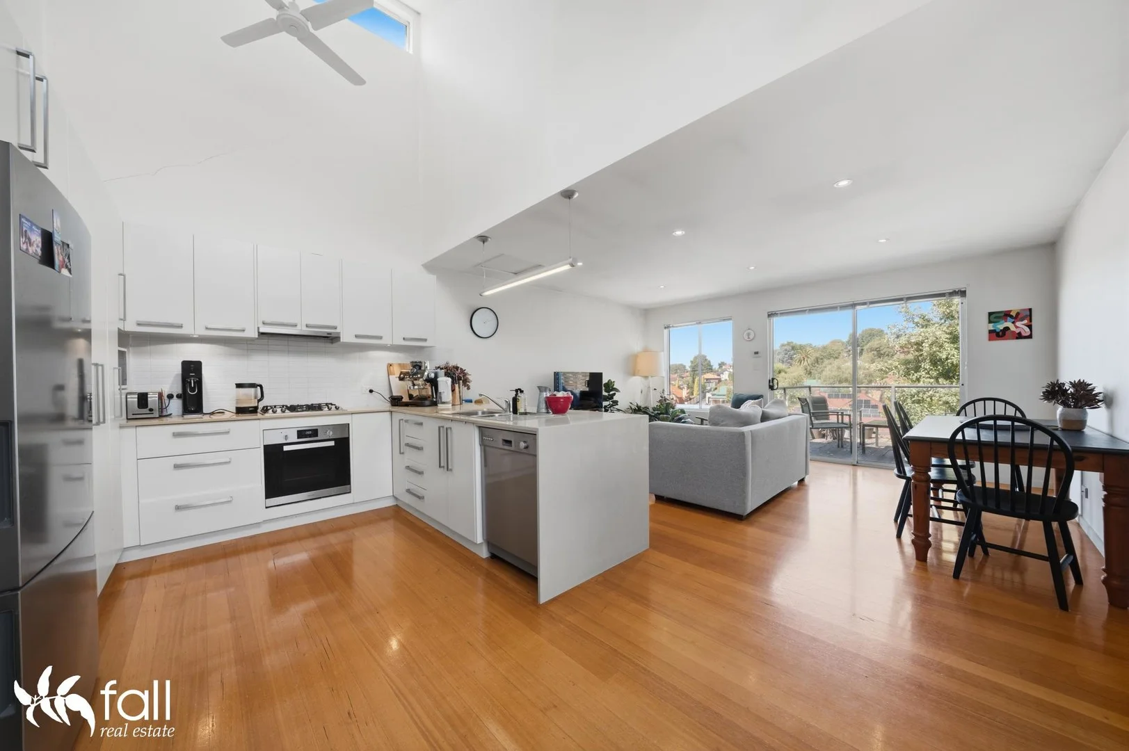 16 Lower Jordan Hill Road, West Hobart TAS 7000