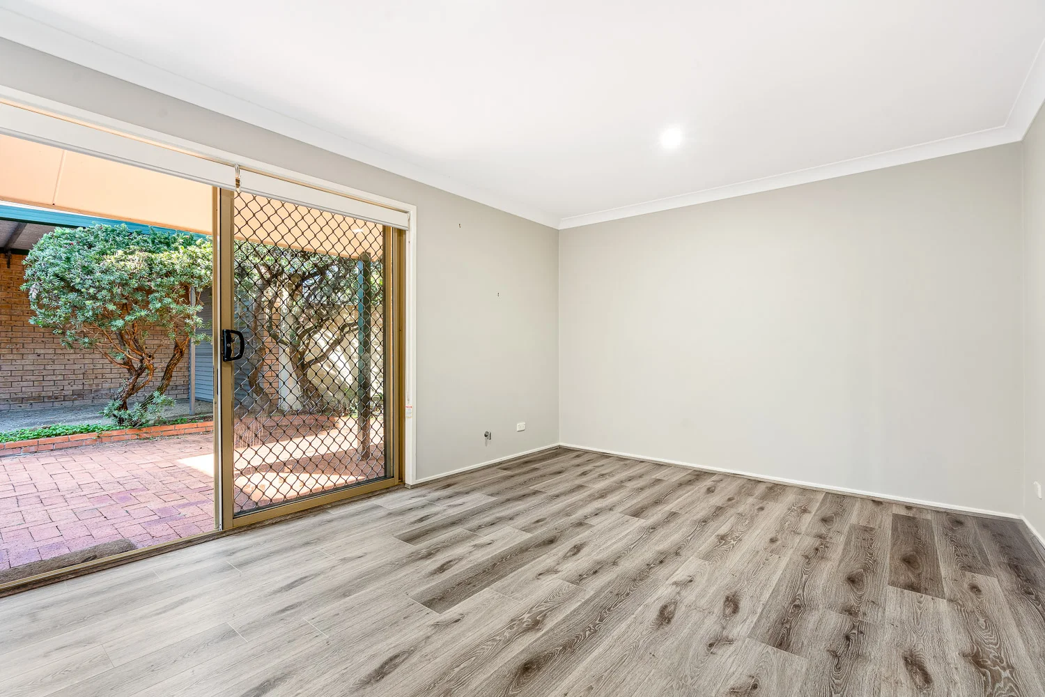 2/7 Waratah Road, Engadine NSW 2233