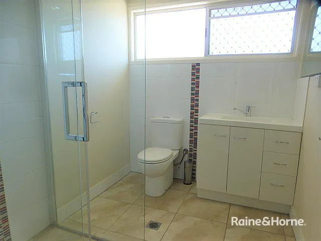 Additional image 7 of 5/2-4 Brown Street, Dysart QLD 4745