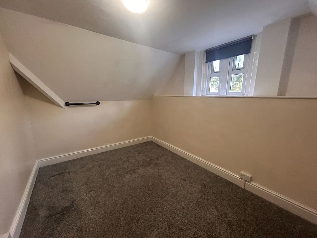 Additional image 7 of 3 bed detached house to rentLodge Drive, Baglan, Port Talbot SA12