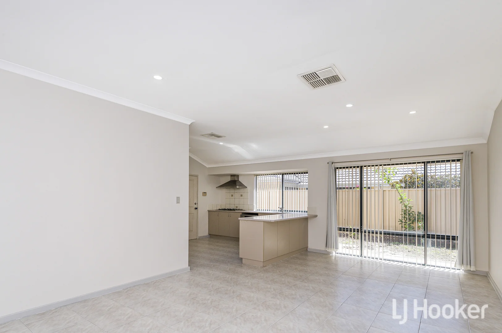 Additional image 2 of 16 Marginata Parkway, Canning Vale WA 6155