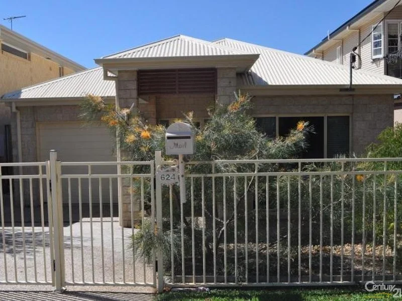 624 Oxley Avenue, Scarborough QLD 4020
