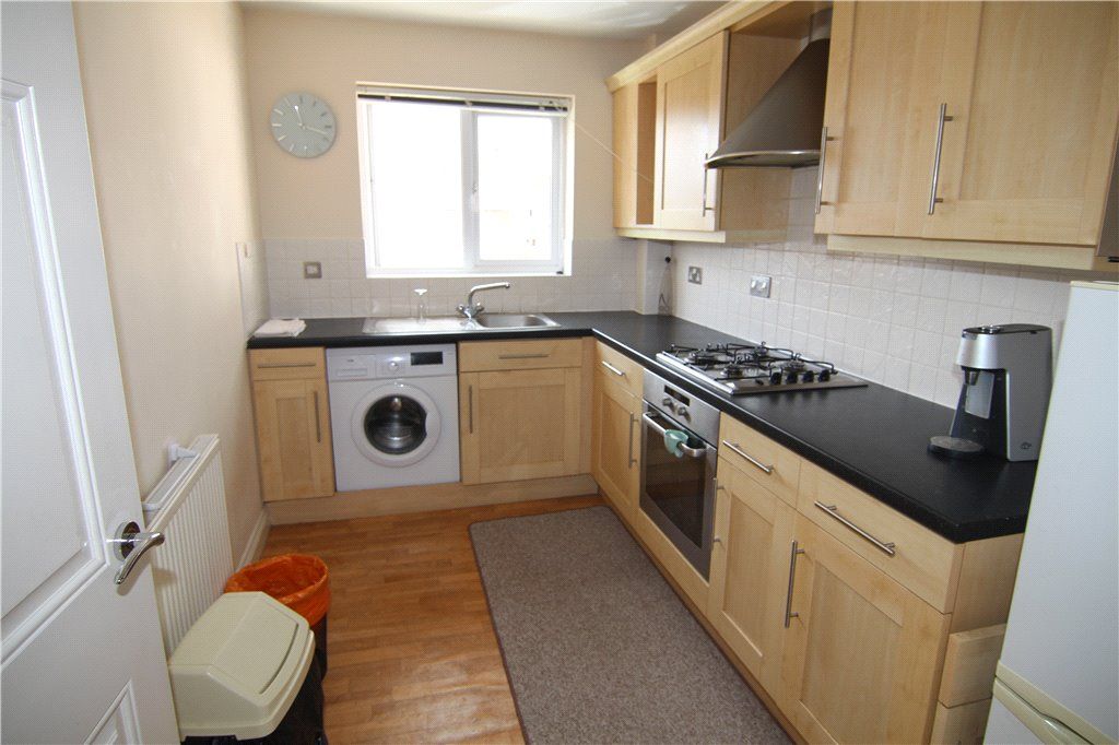 2 bed flat to rentBoste Crescent, Durham DH1 photo 3