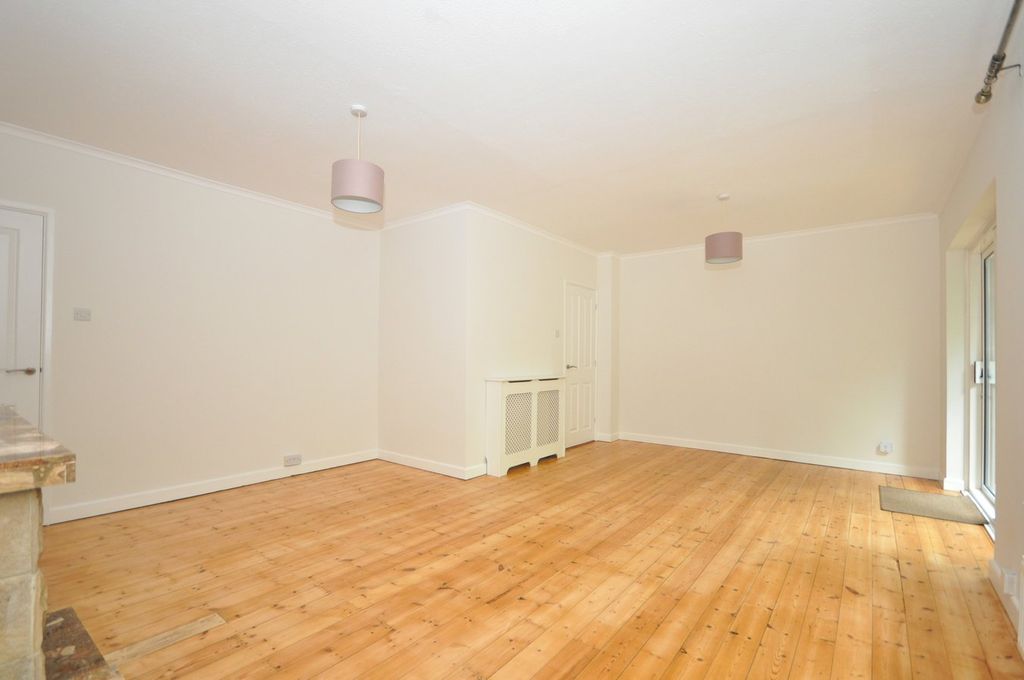 Additional image 2 of 3 bed semi-detached house to rentVineries Close, Leckhampton, Cheltenham GL53