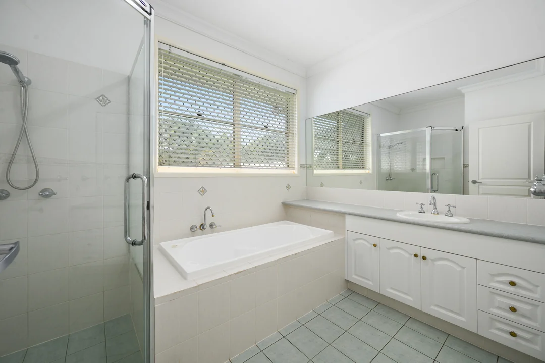 Additional image 10 of 27 Champagne Boulevard, Helensvale QLD 4212