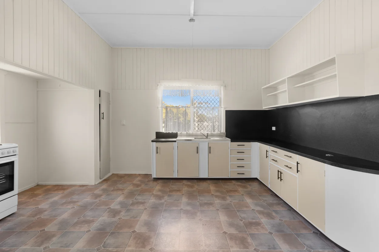 Additional image 2 of 9 Desmond Lane, Oakey QLD 4401