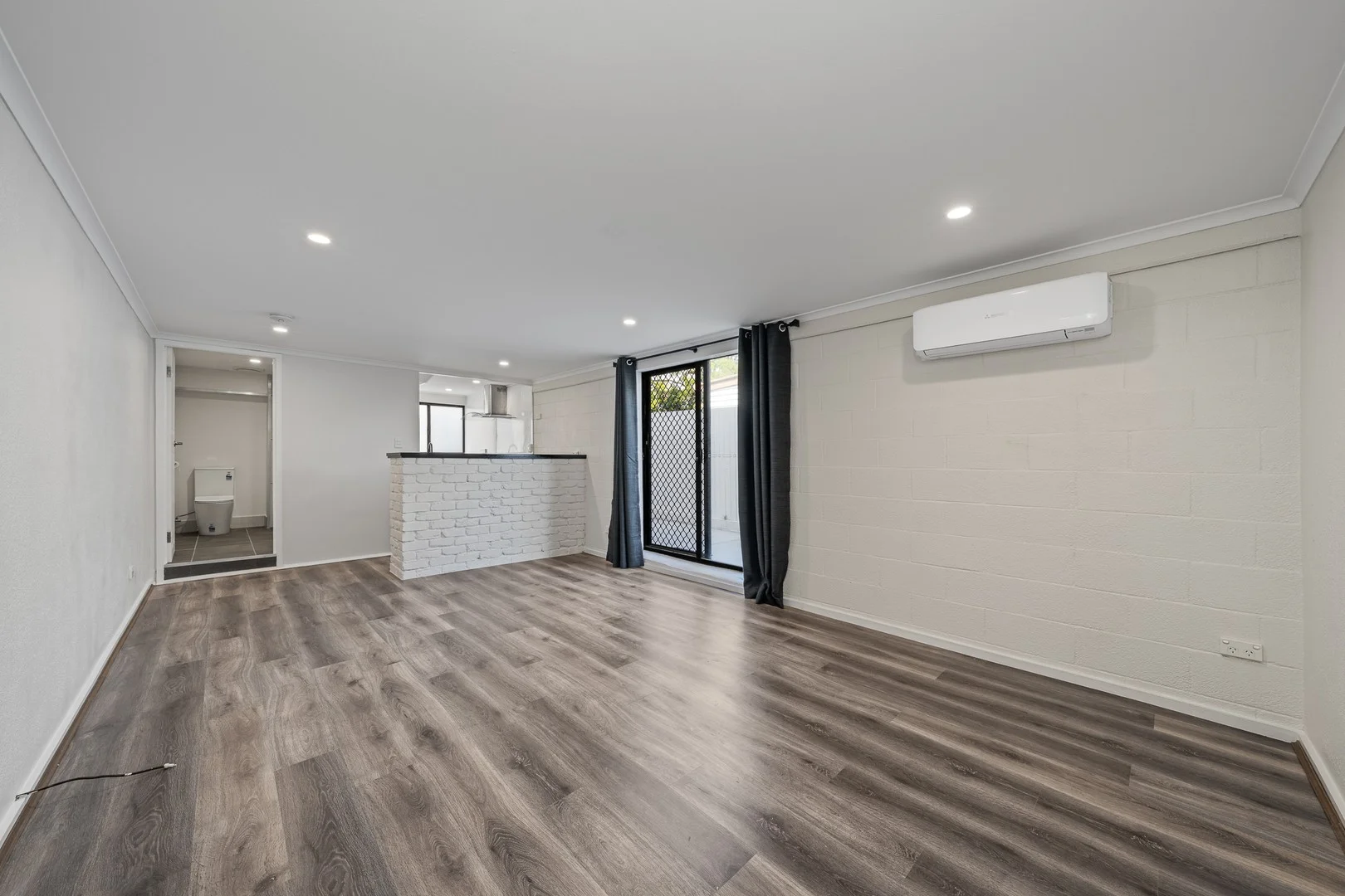 68A Scrub Rd, Carindale QLD 4152
