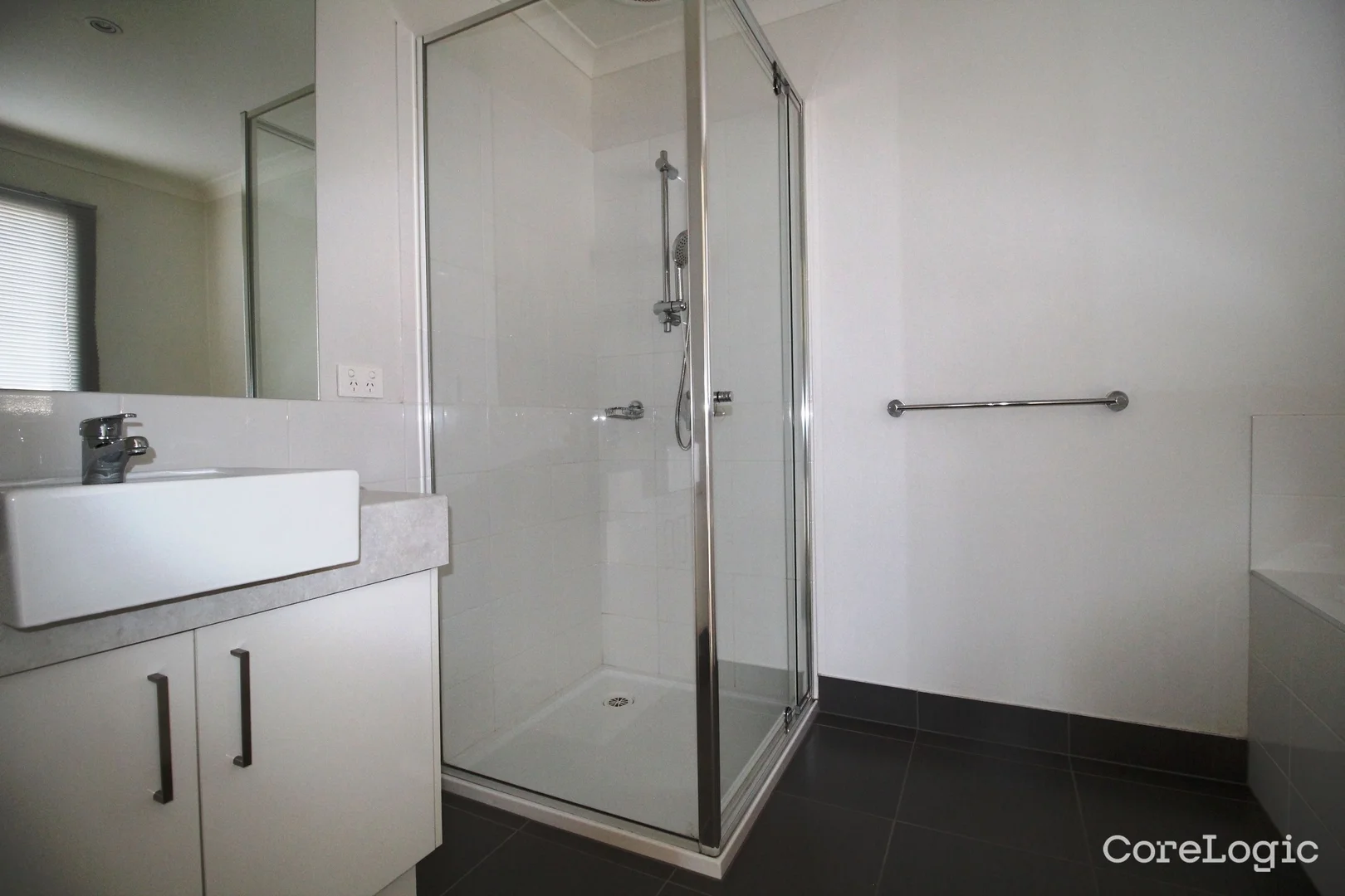 Additional image 17 of 27/8 Moresby Court, Craigieburn VIC 3064