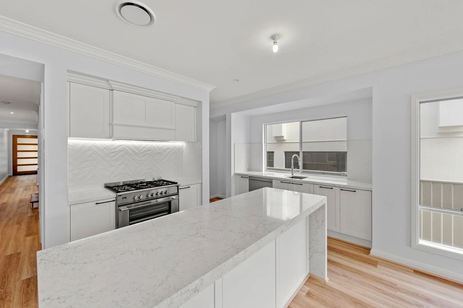 2/44 Leyte Avenue, Palm Beach QLD 4221