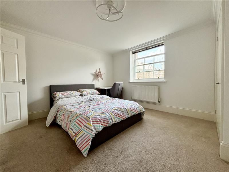 Additional image 6 of 2 bed flat to rentLondon Road, Cheltenham GL52