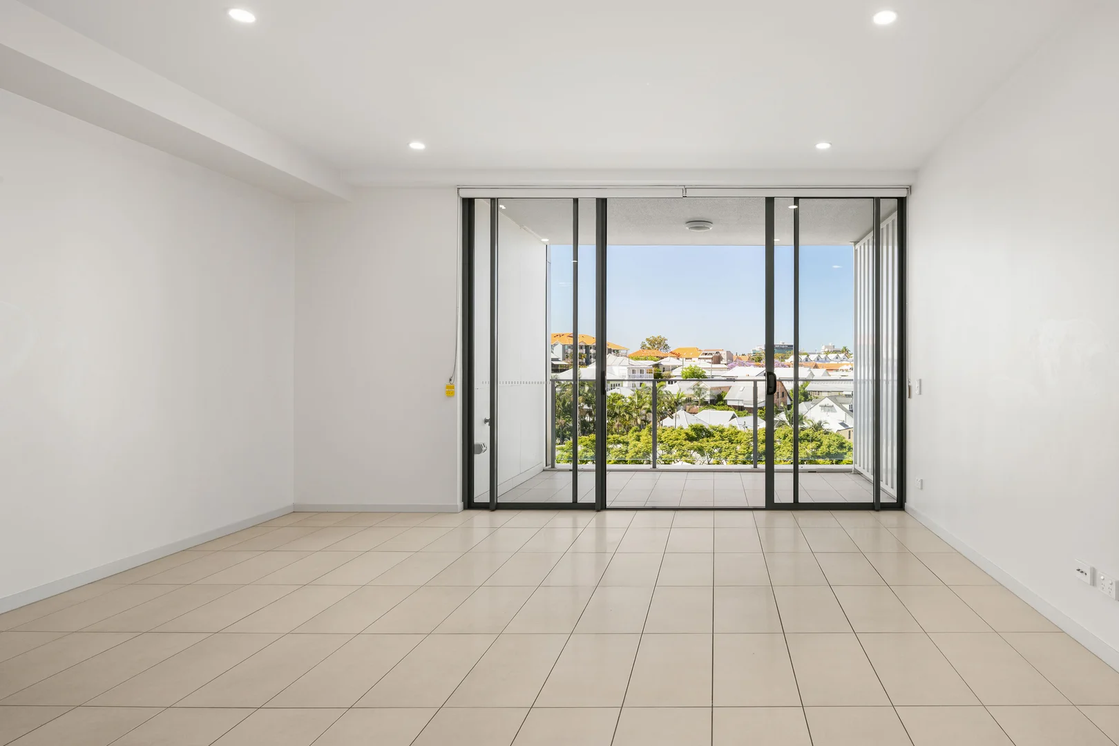 Additional image 3 of 606/8 Dickens St, Spring Hill QLD 4000