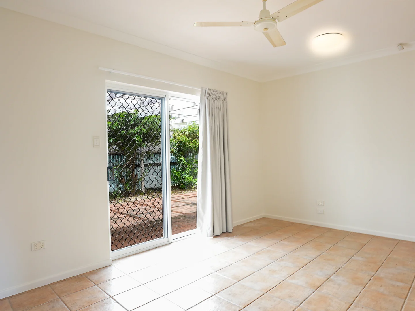 Additional image 5 of 21 Hoop Street, Kirwan QLD 4817