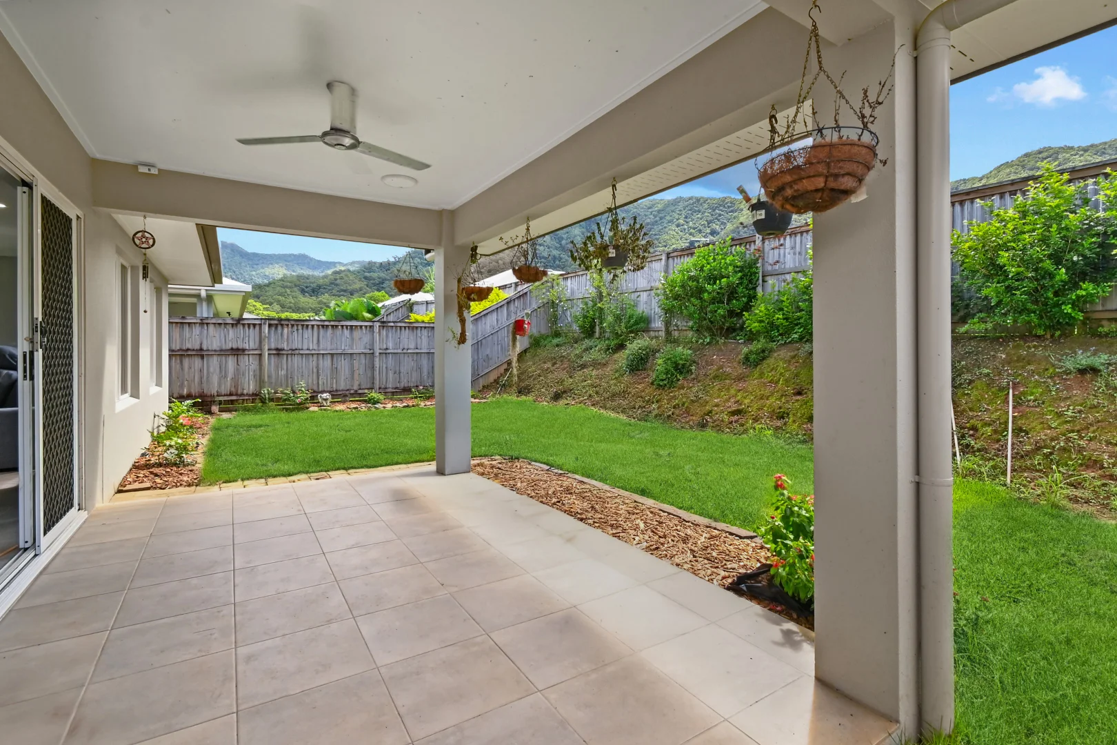 Additional image 2 of 48 HIGHFIELD CIRCUIT, Bentley Park QLD 4869