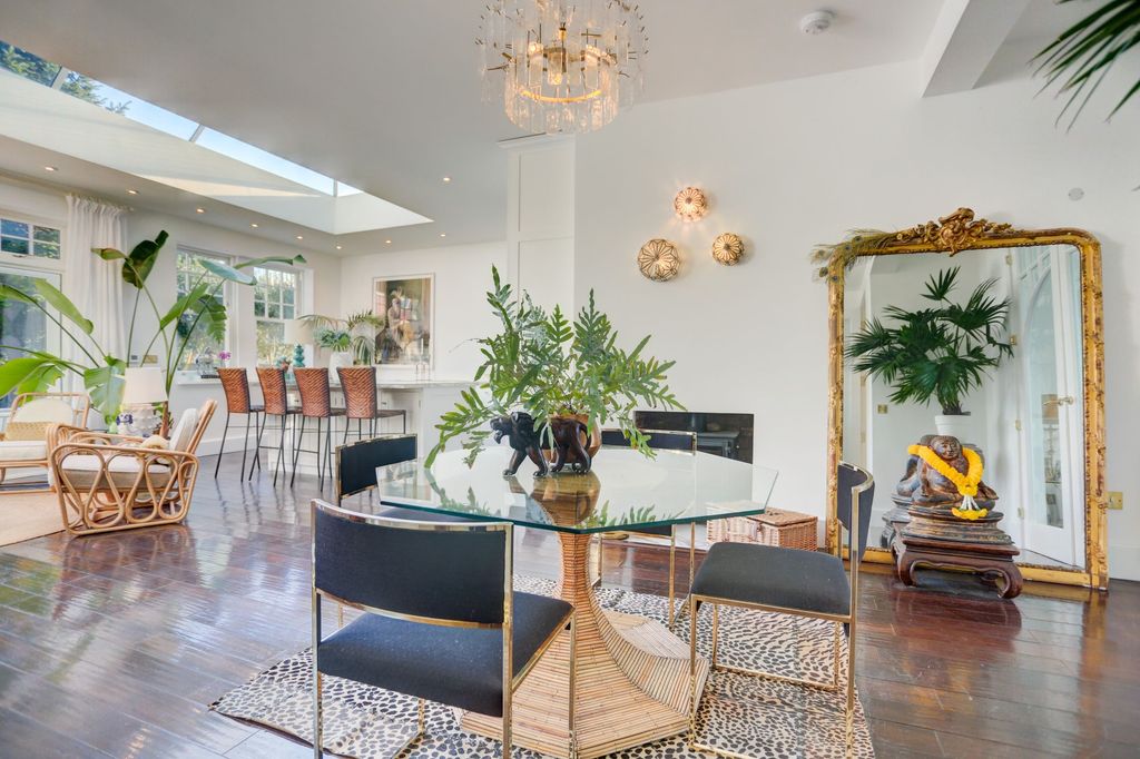 6 bed detached house to rentShirley Drive, Hove BN3