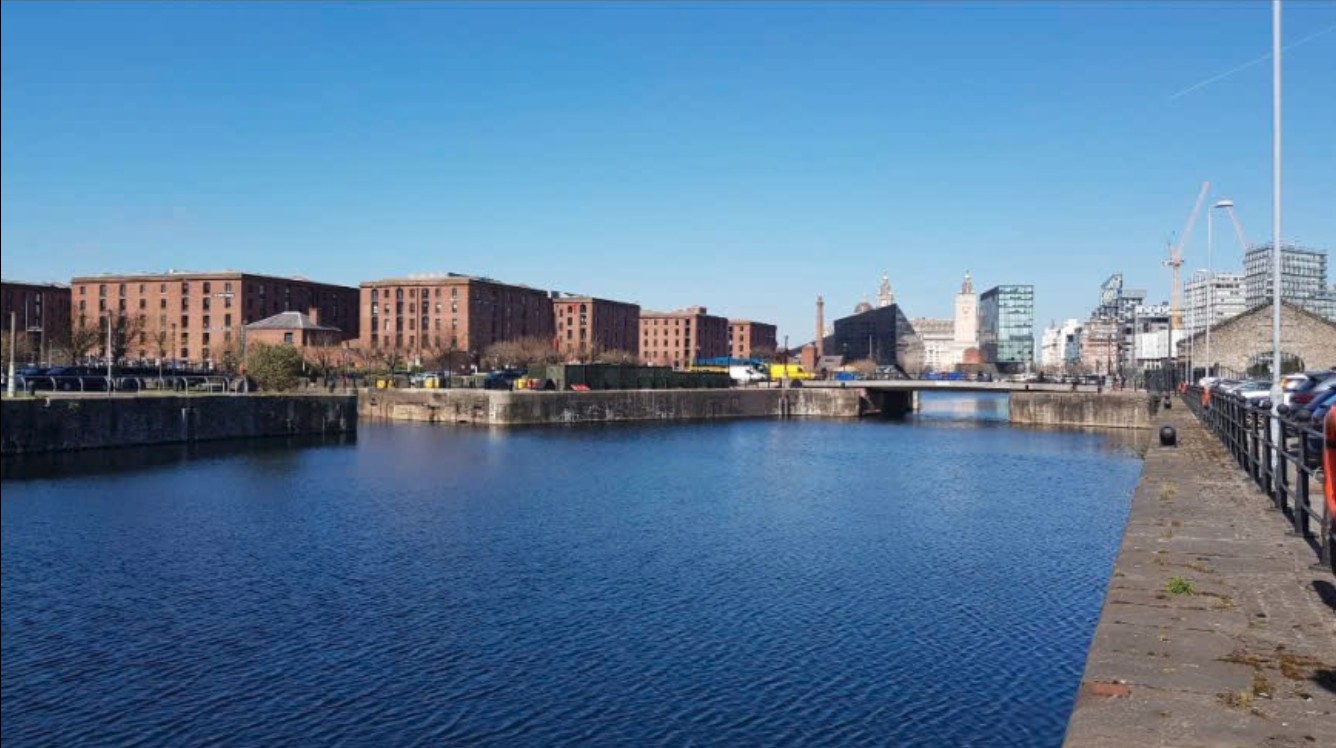 2 Bed Flat, Royal Quay, L3, N1 7GU photo 4