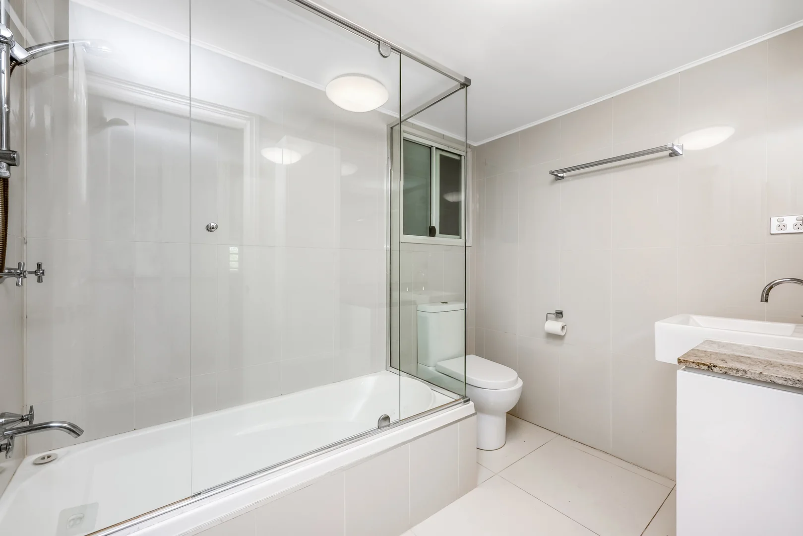 Additional image 11 of 2/6 Eyre Street, North Ward QLD 4810