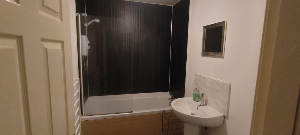 4 bed shared accommodation to rentSeagate, Dundee DD1 photo 5