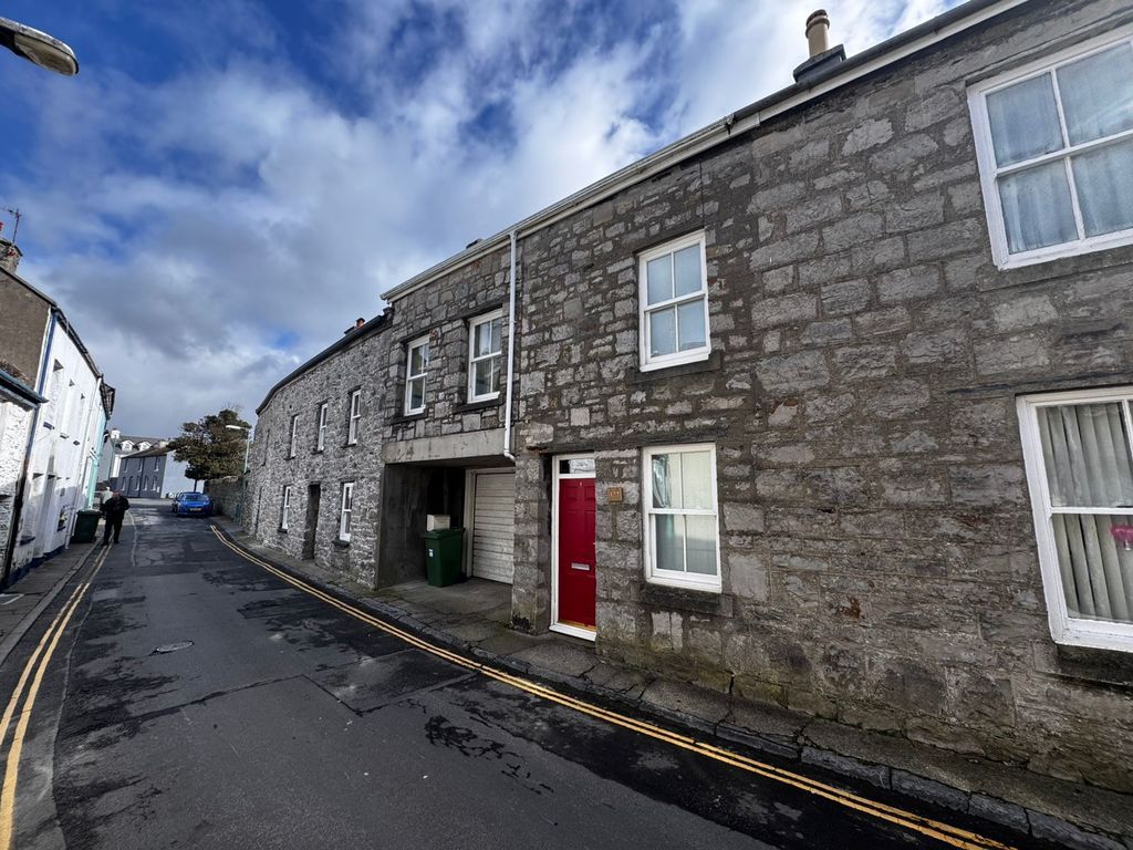 2 bed terraced house to rentMalew Street, Castletown IM9