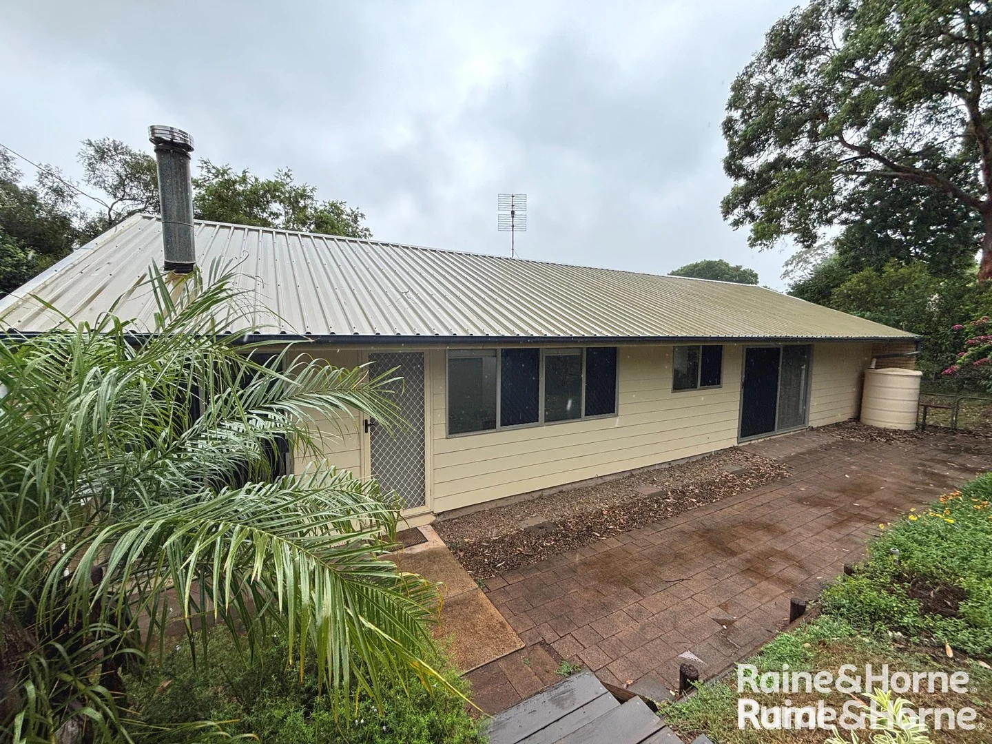 6 Murray Parade, Kingaroy QLD 4610