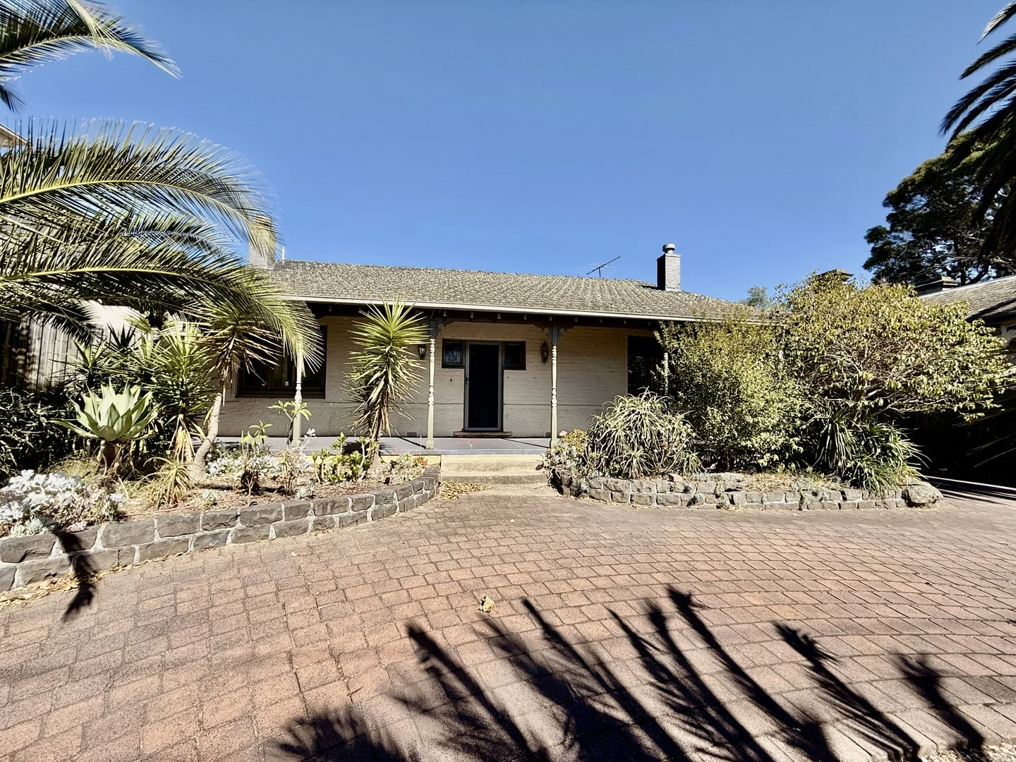 843 Hampton Street, Brighton VIC 3186
