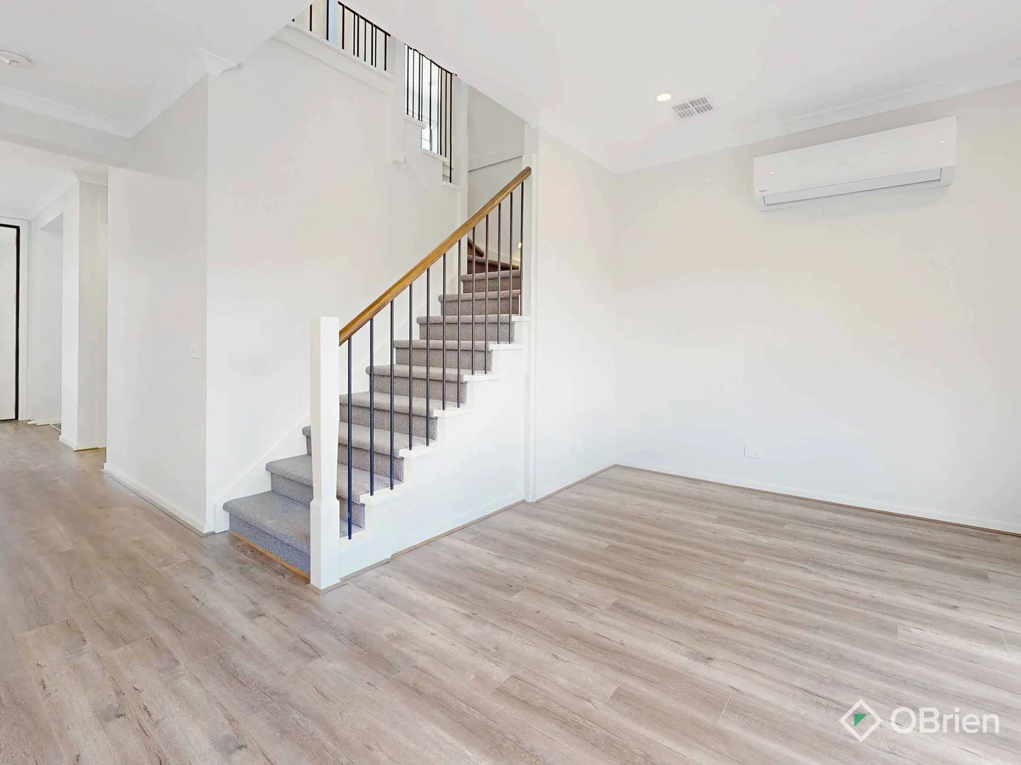 Additional image 3 of 13 Clelland Way, Clyde North VIC 3978