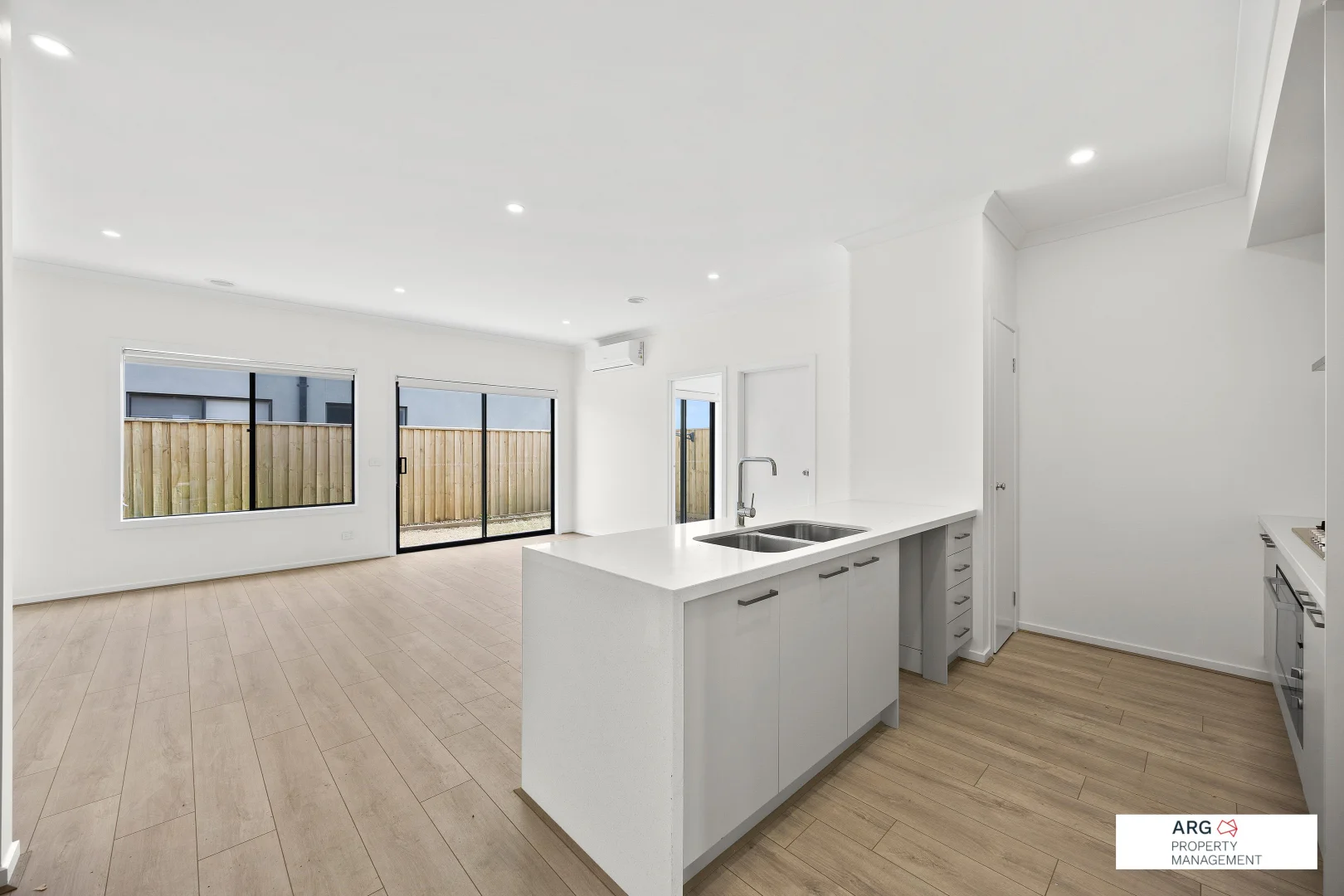 Additional image 4 of 353 Centre Rd, Berwick VIC 3806