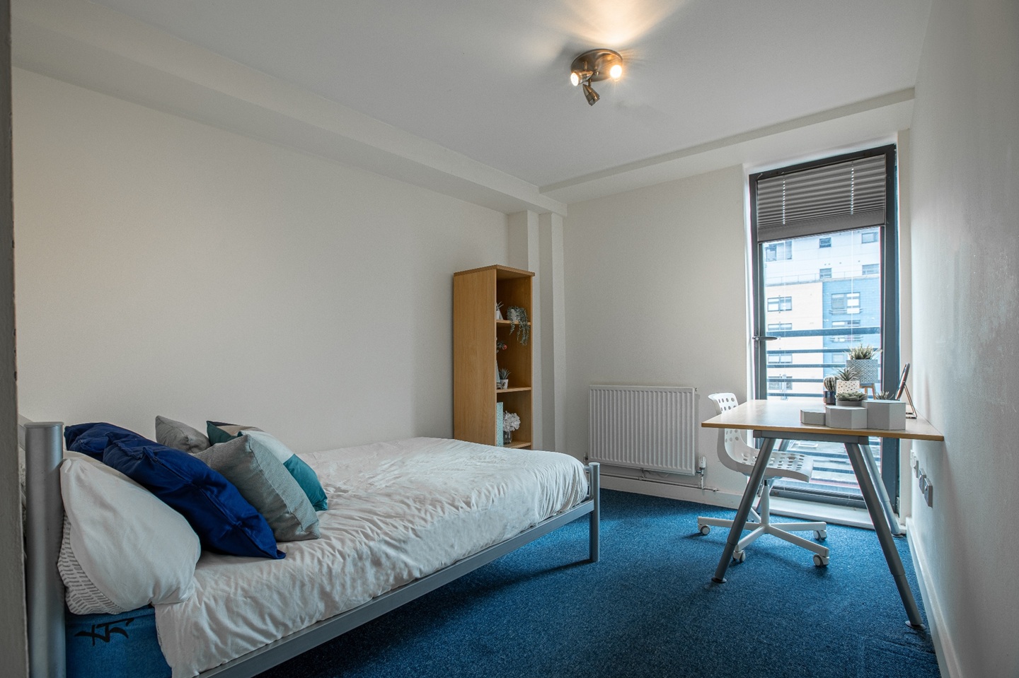 4 Bed Flat, Regent Terrace, S3, N1 7GU photo 5
