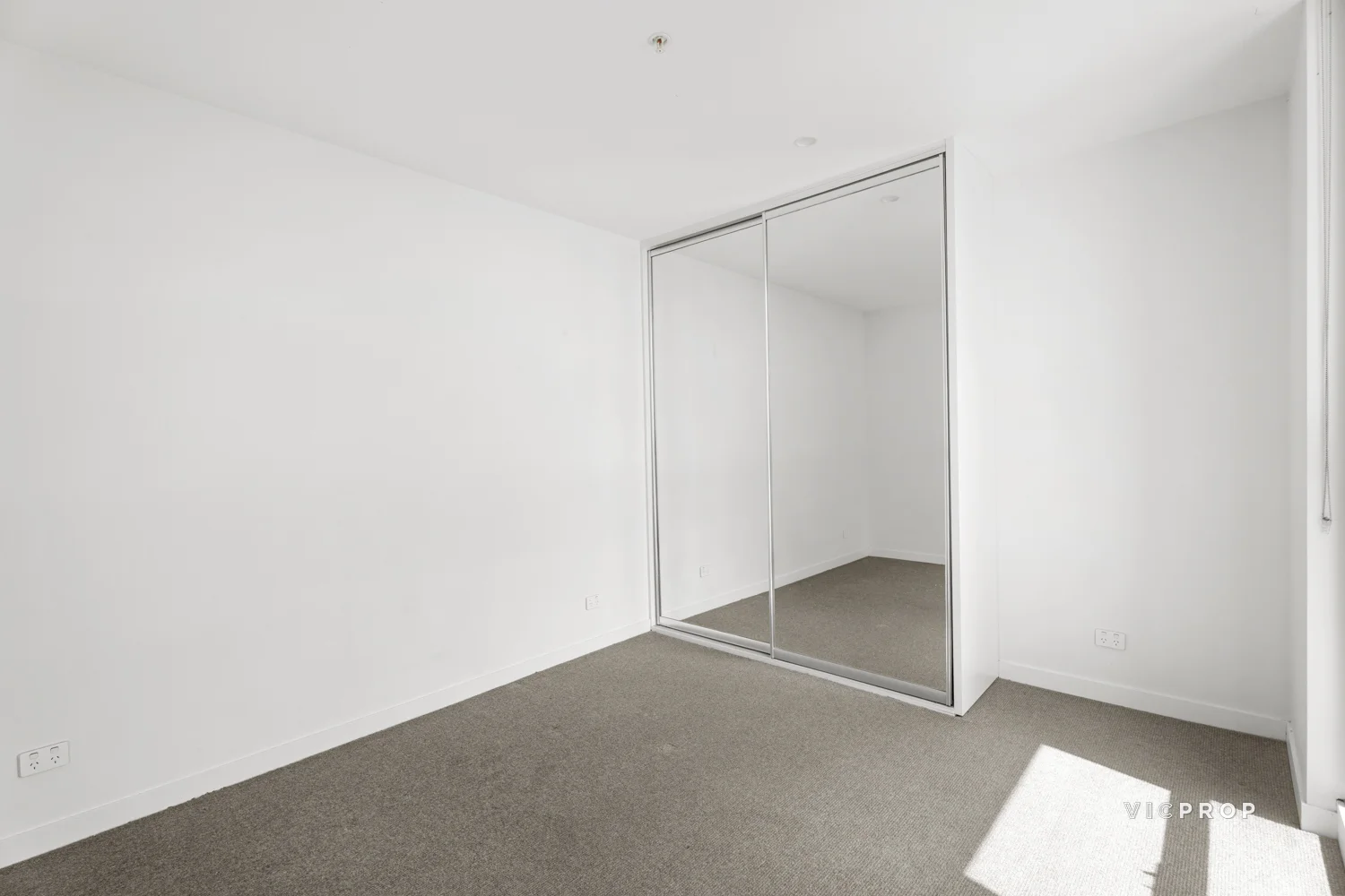 Additional image 7 of 912/91 Galada Avenue, Parkville VIC 3052