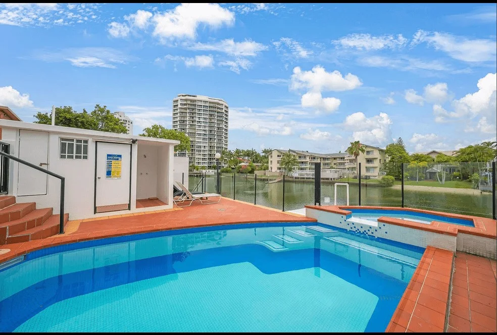 9/12 Paradise Island, Surfers Paradise QLD 4217