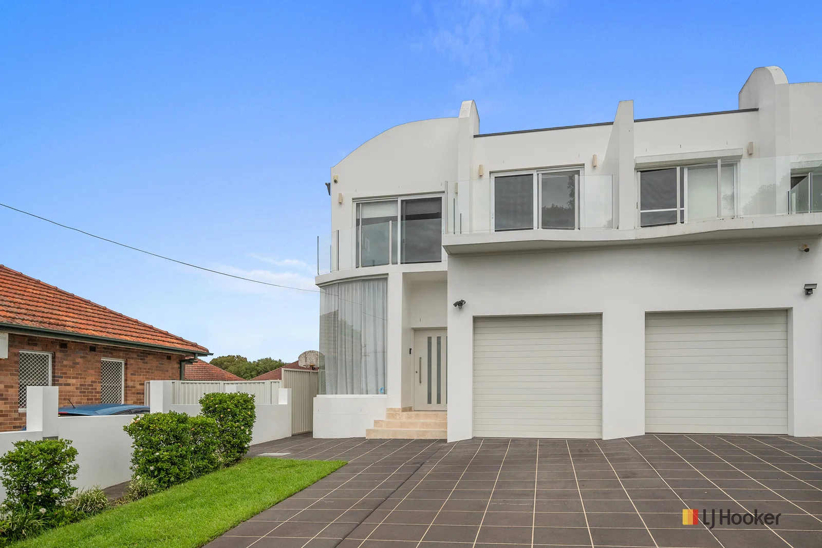 4 Alpha Avenue, Roselands NSW 2196