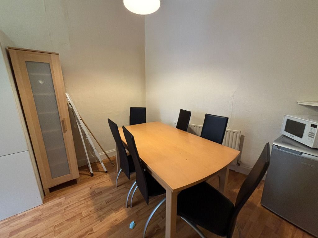 Additional image 4 of 4 bed flat to rentPort Street, Stirling Town, Stirling FK8