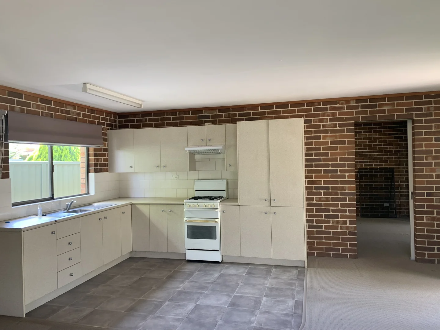 6A/Lyell Street, Mittagong NSW 2575 photo 4