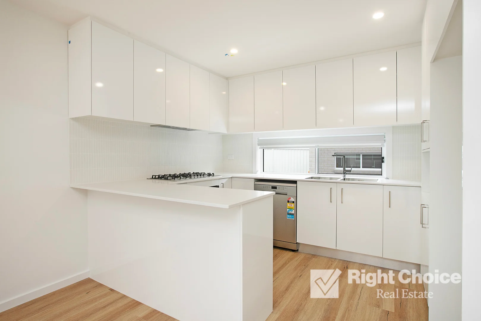 Additional image 2 of 2/200-202 Tongarra Road, Albion Park NSW 2527