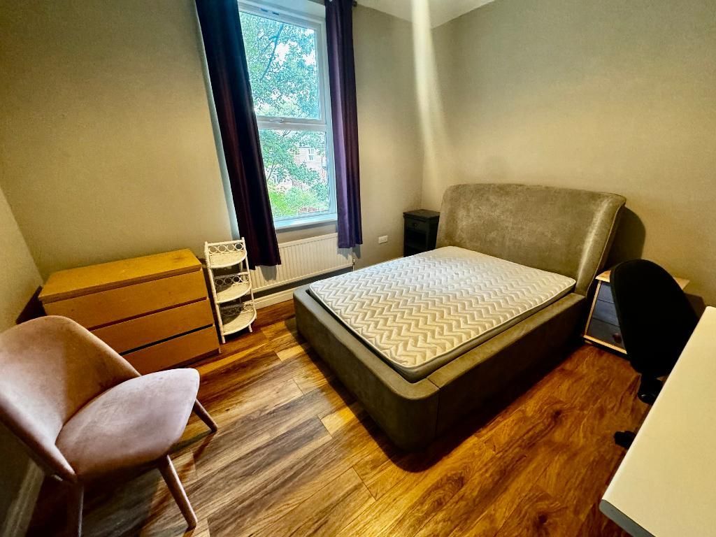 10 bed shared accommodation to rentNorman Road, Manchester M14 photo 3