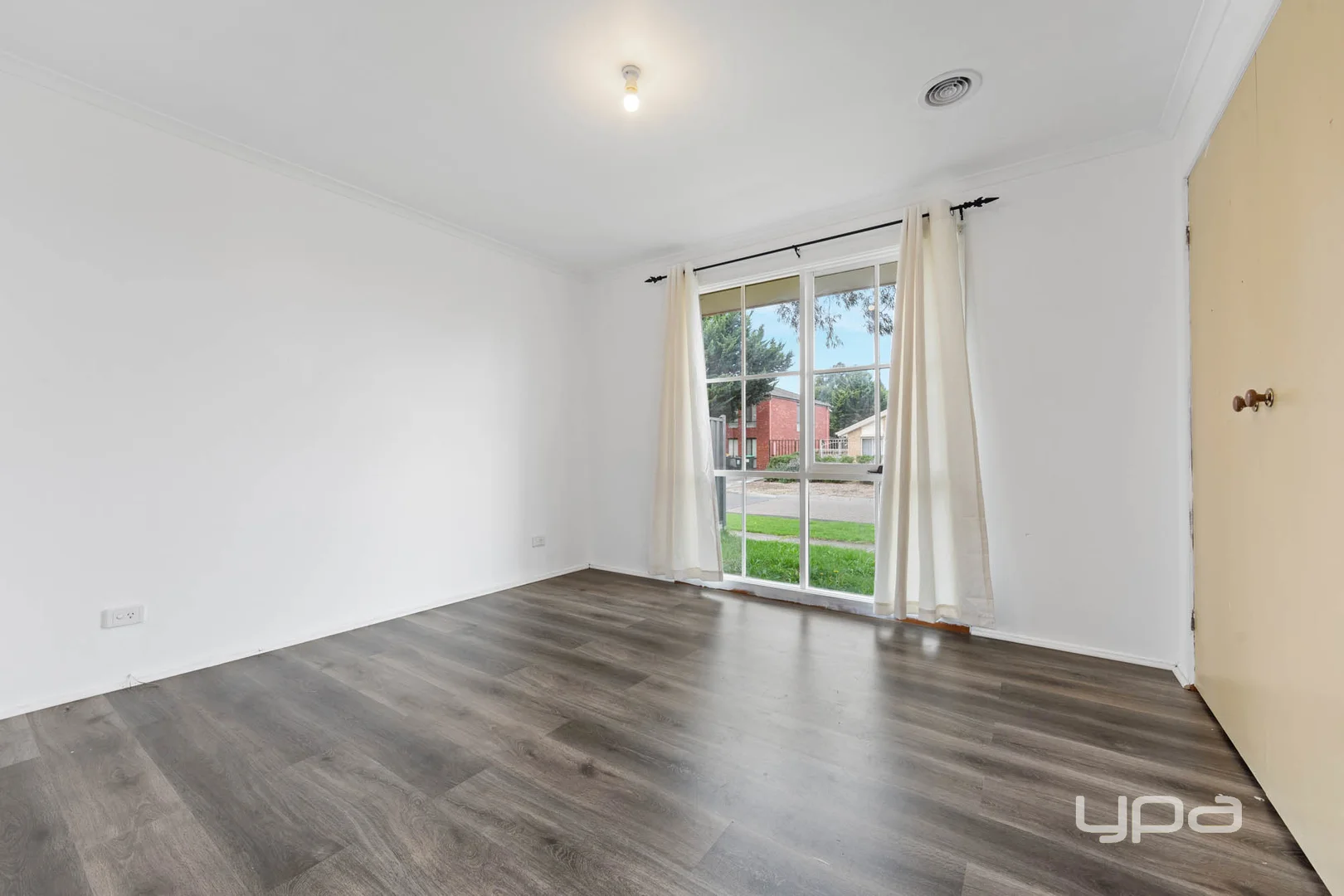 Additional image 5 of 2/2 Terrye Court, Hillside VIC 3037