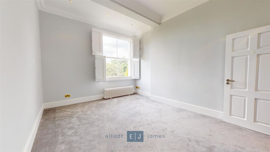 Additional image 27 of 4 bed semi-detached house to rentManor Road, High Beech, Loughton IG10