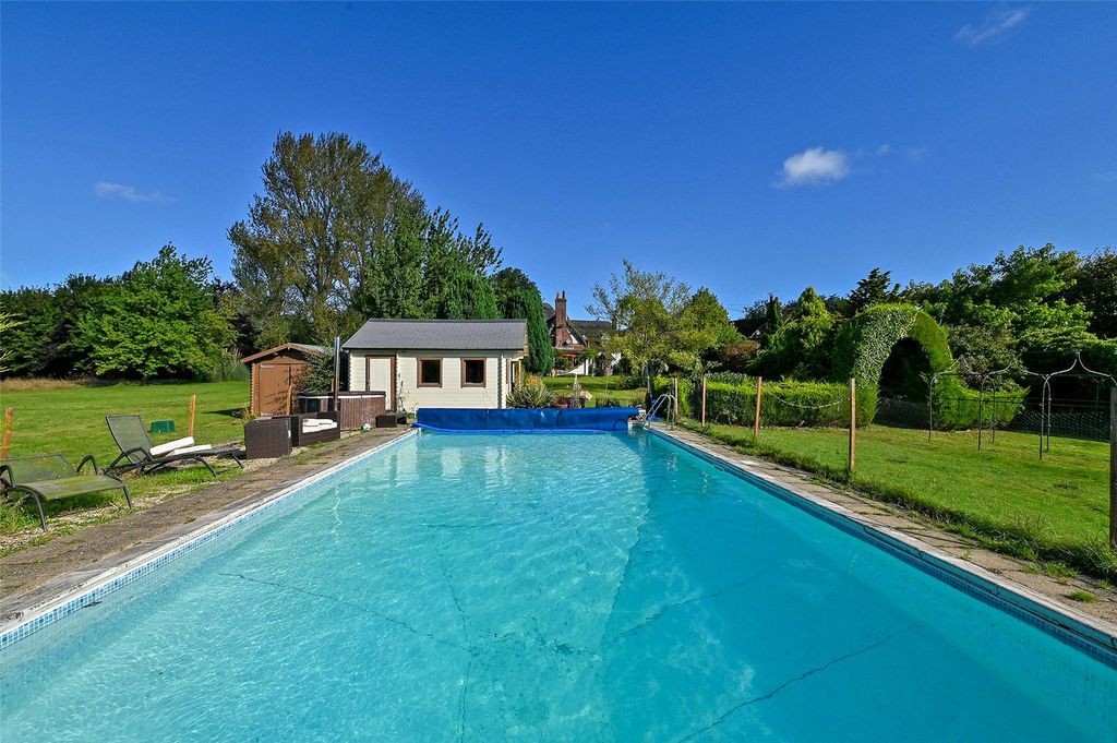 4 bed detached house to rentHorsemoor, Chieveley, Newbury, Berkshire RG20