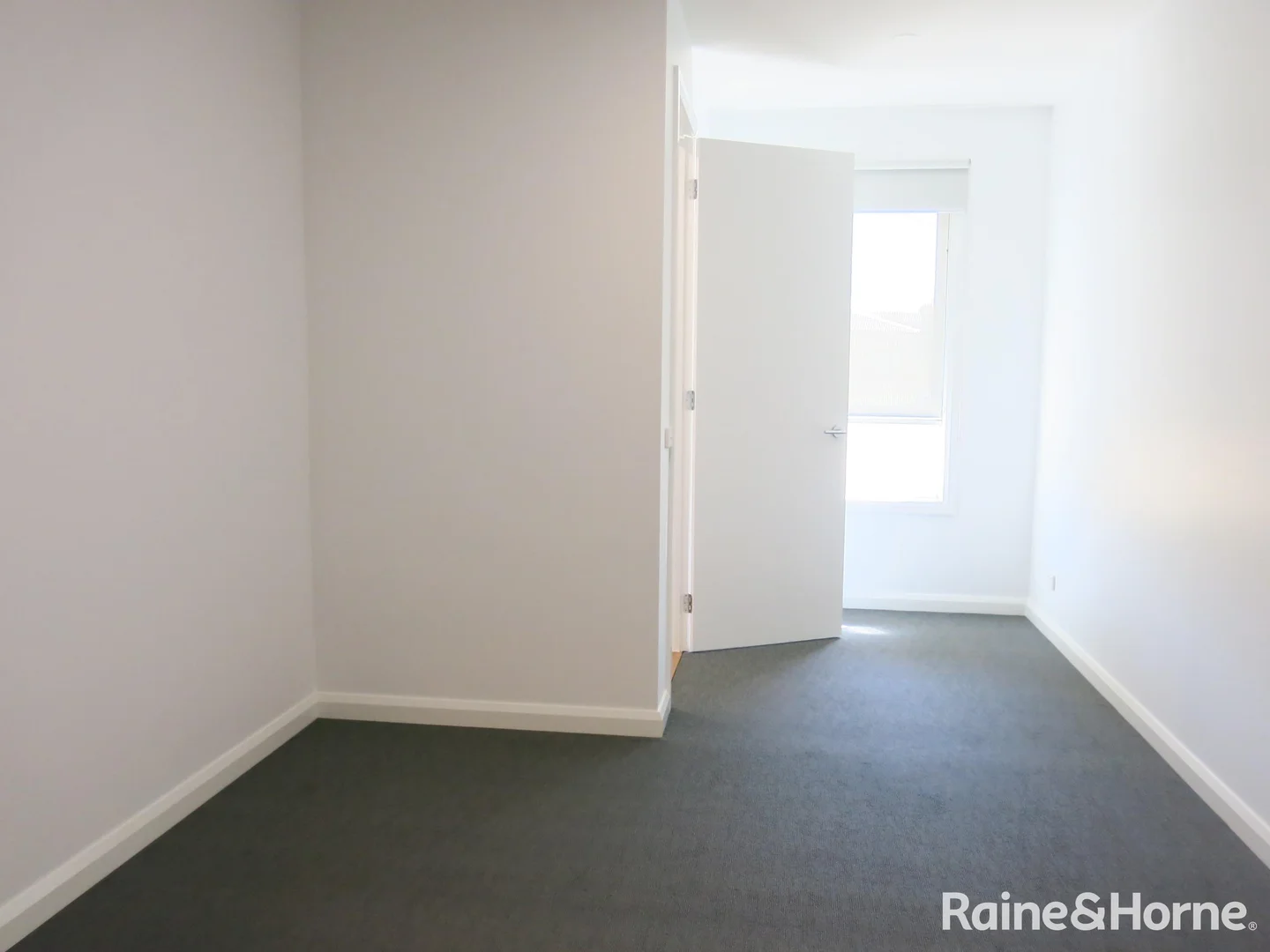 Additional image 10 of 2/5 Padua Court, Gladstone Park VIC 3043