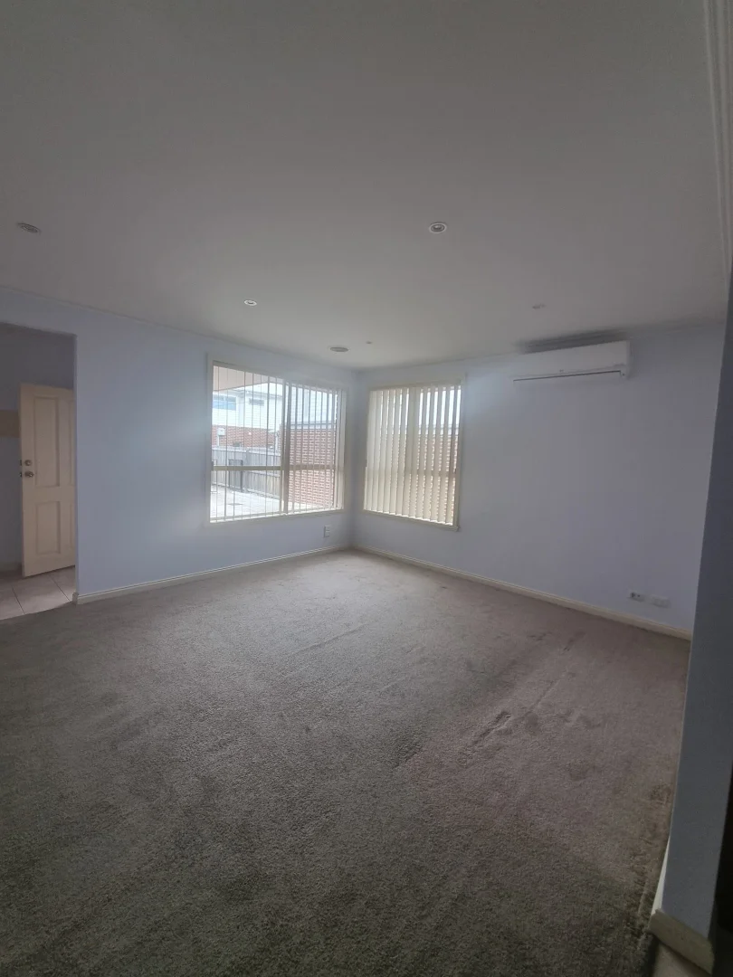 Additional image 3 of 2/29 Vincent Avenue, St Albans VIC 3021