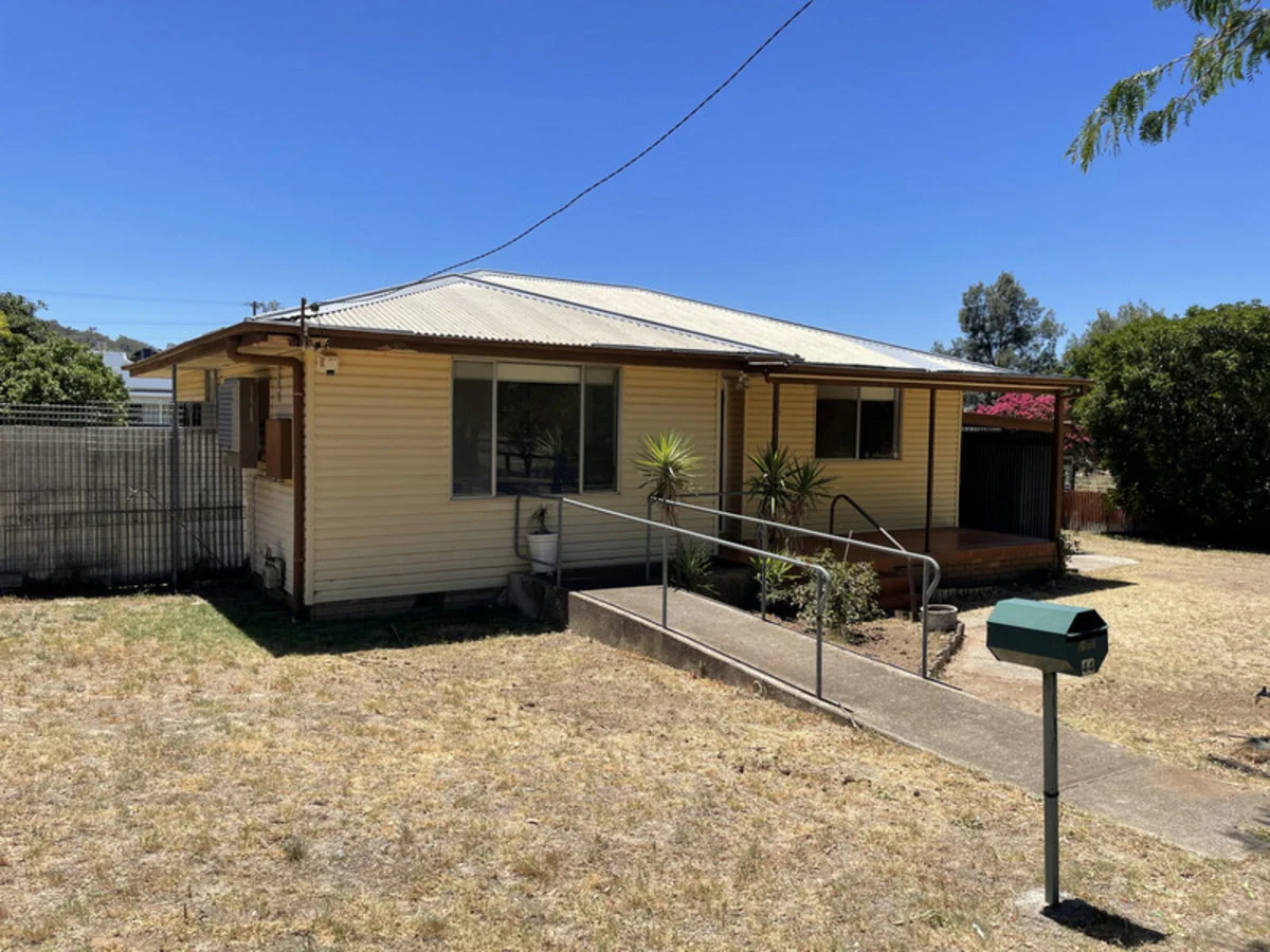 44 Parkes Street, Cowra NSW 2794