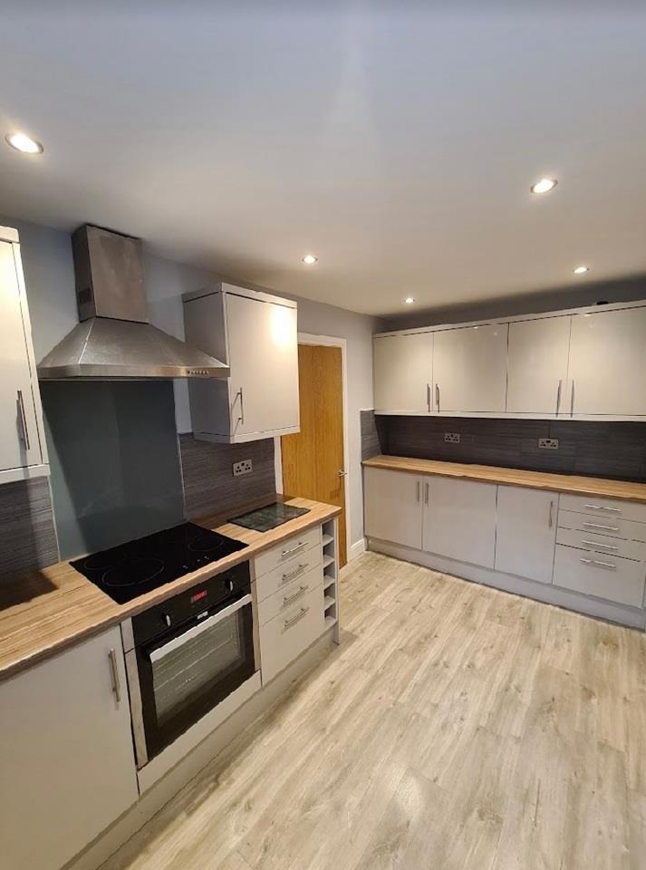 Additional image 2 of 2 Bed Flat, Foxhill Court, LS16, N1 7GU