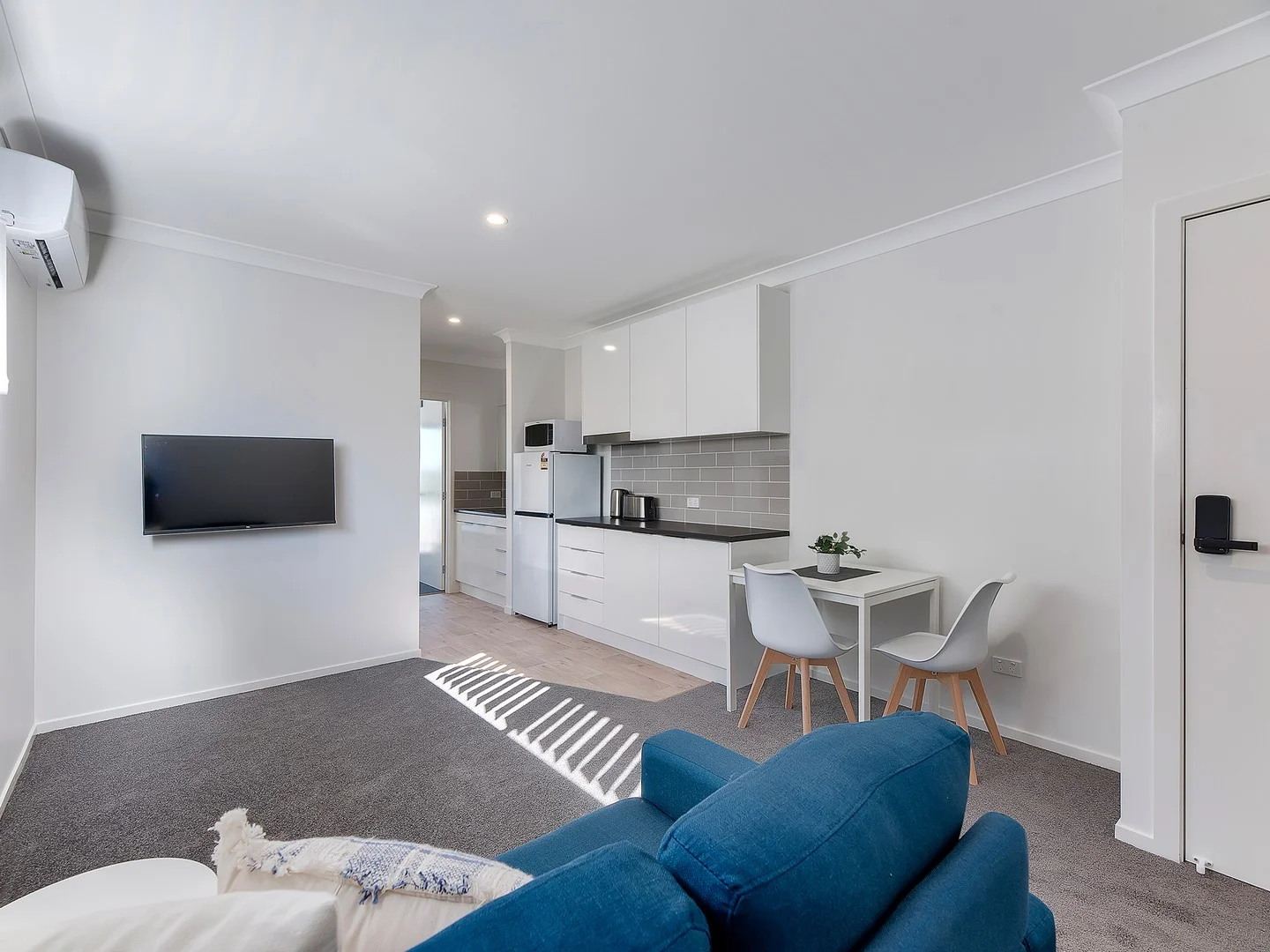 Additional image 3 of 45 Curtis Street, Manly QLD 4179