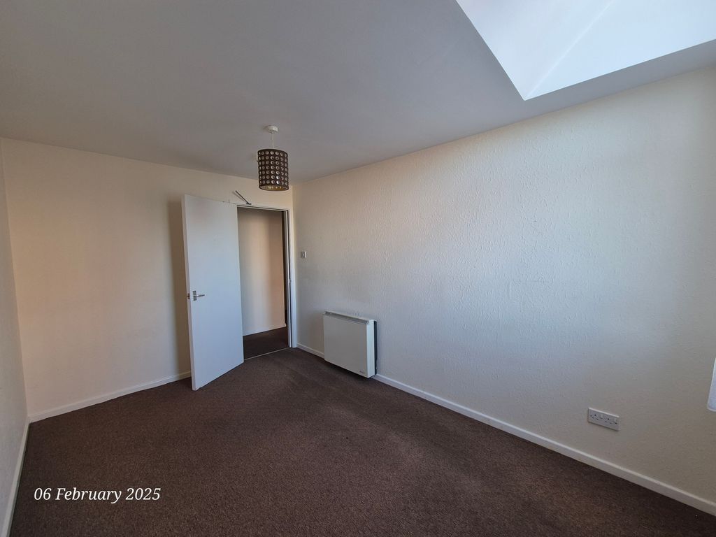 Additional image 10 of 2 bed flat to rentPenrhyn Road, Colwyn Bay LL29