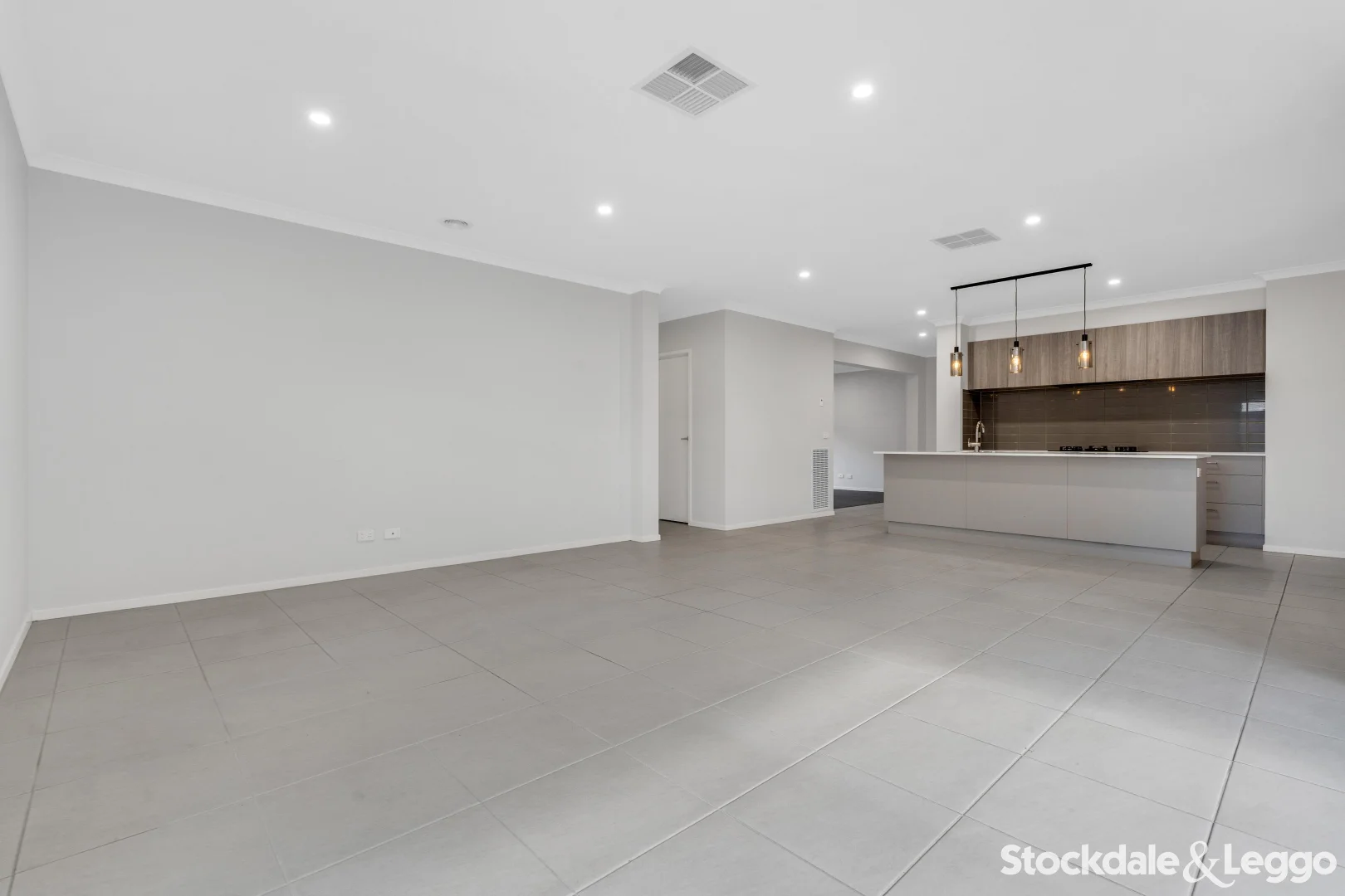 Additional image 5 of 11 Warrnambool Street, Donnybrook VIC 3064