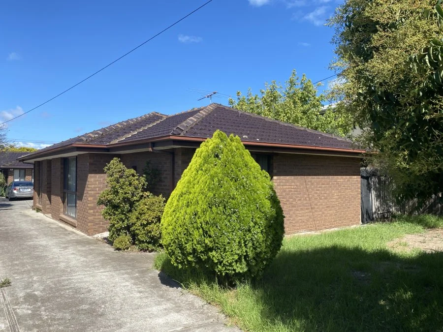 1/6 Heather Avenue, Brooklyn VIC 3012