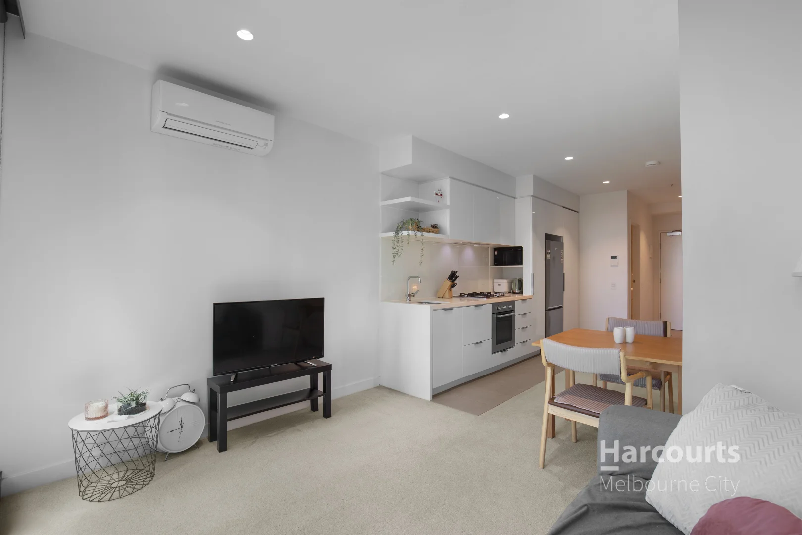 Additional image 3 of 2103/285 La Trobe Street, Melbourne VIC 3000