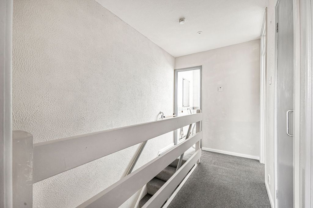 Additional image 11 of 3 bed terraced house for saleThe Bridle, Stroud, Gloucestershire GL5