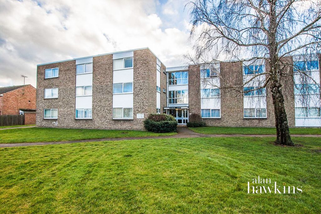 1 bed flat to rentBlenheim Court, Royal Wootton Bassett SN4