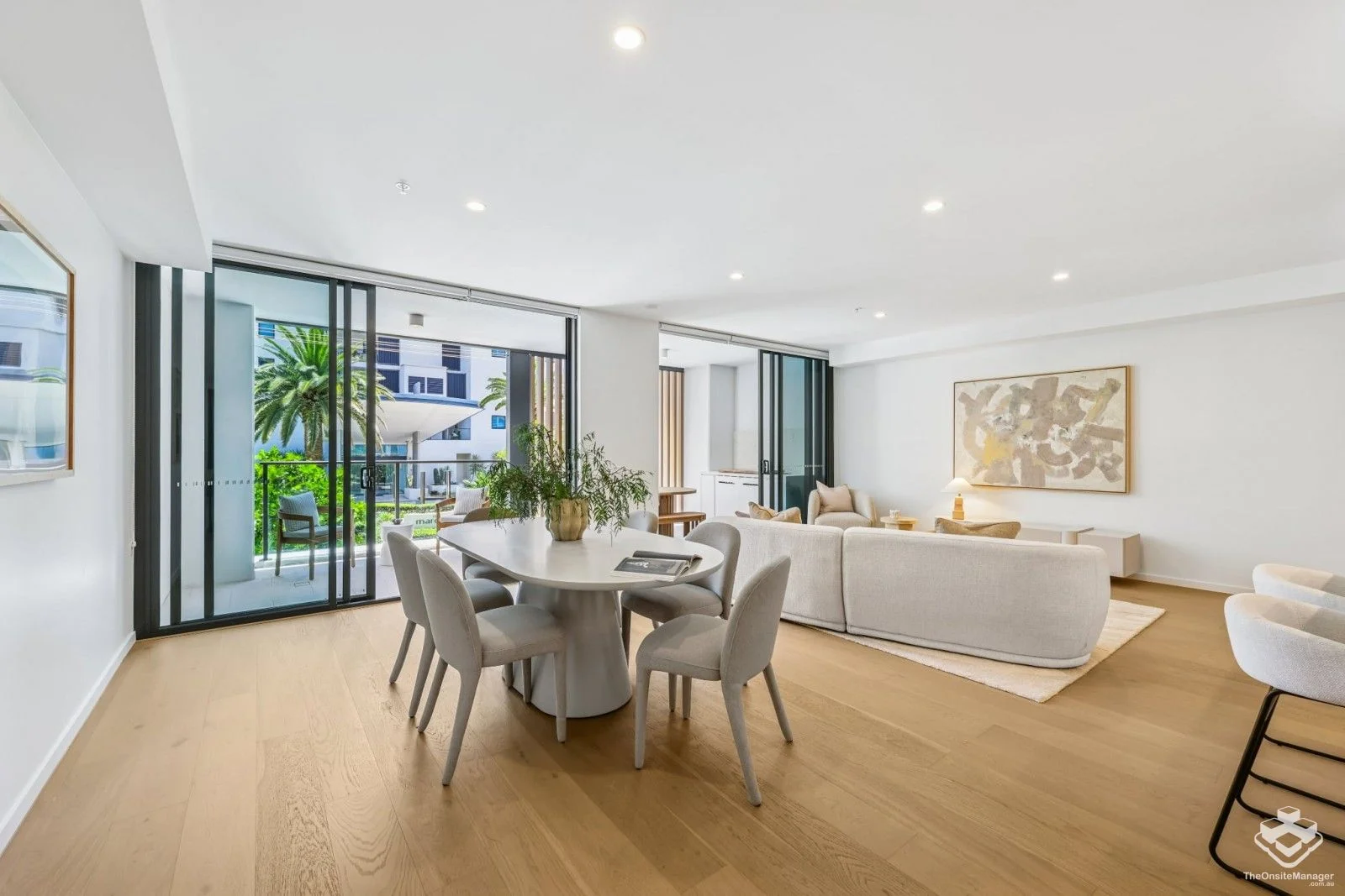 Additional image 16 of ID:21169305/25 Woodroffe Avenue, Main Beach QLD 4217