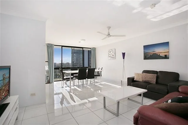 70 Remembrance Dve, Surfers Paradise QLD 4217 photo 2